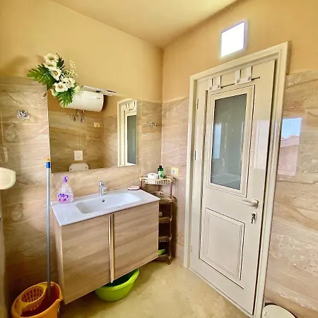 Delight Apartment Golem (Tirana)