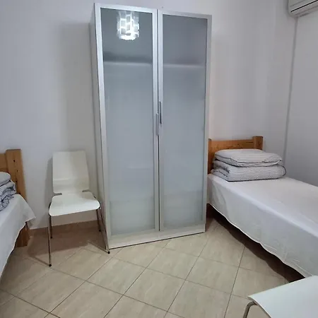 Delight Golem (Tirana)